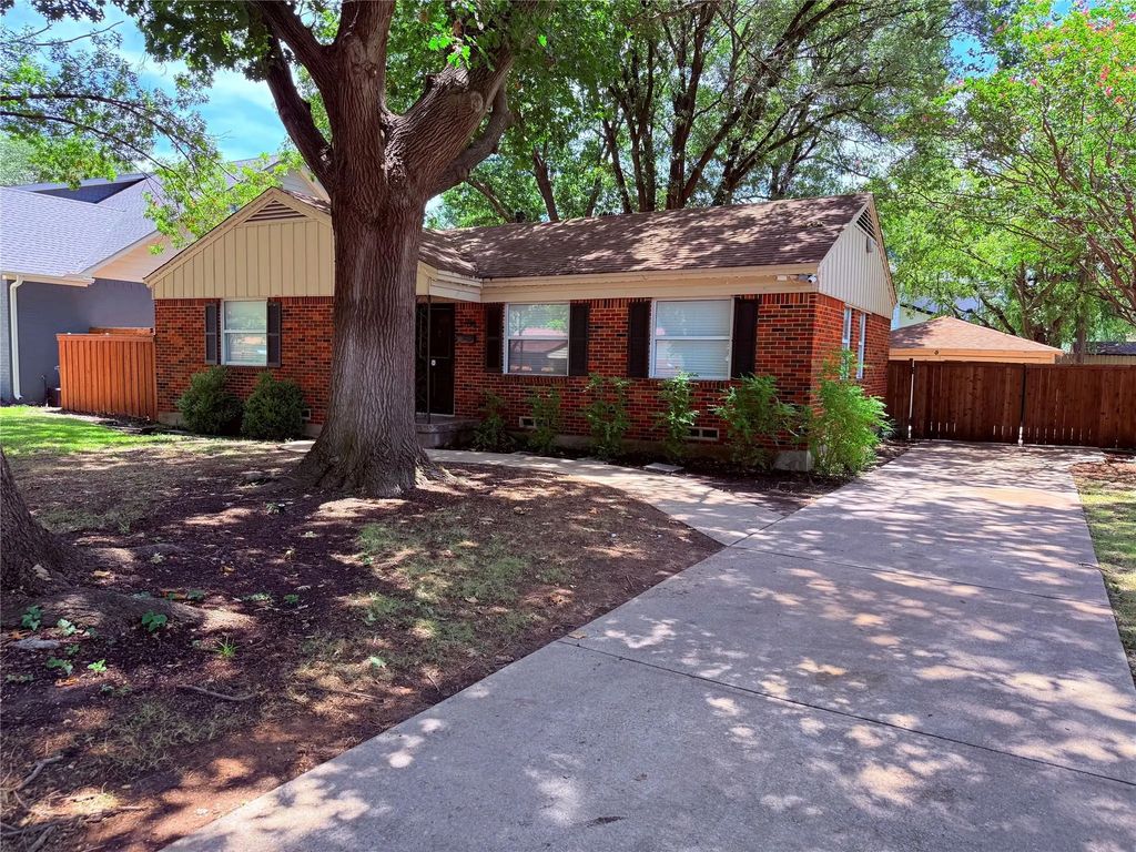 3708 Van Ness Lane, Dallas
