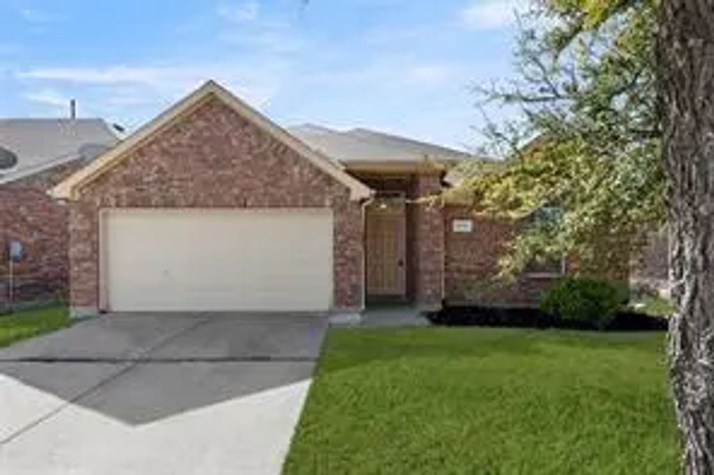 2030 Natchez Drive, Forney