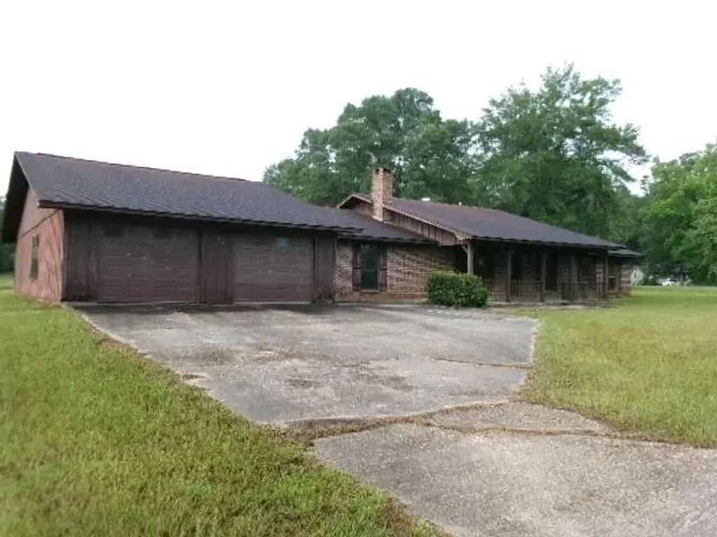 175 Mill Creek Drive, Saline
