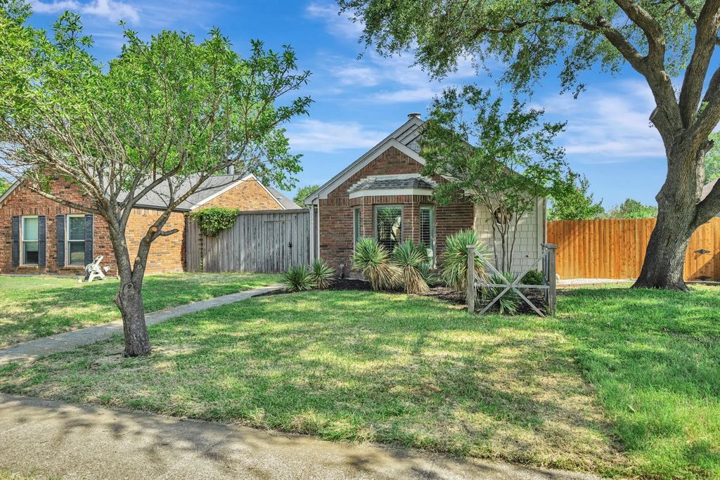934 Mapleleaf Lane, Coppell