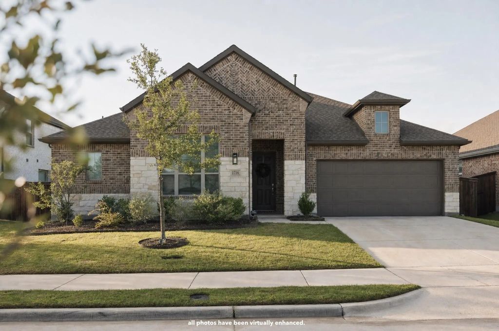 1716 Everglades Drive, Forney