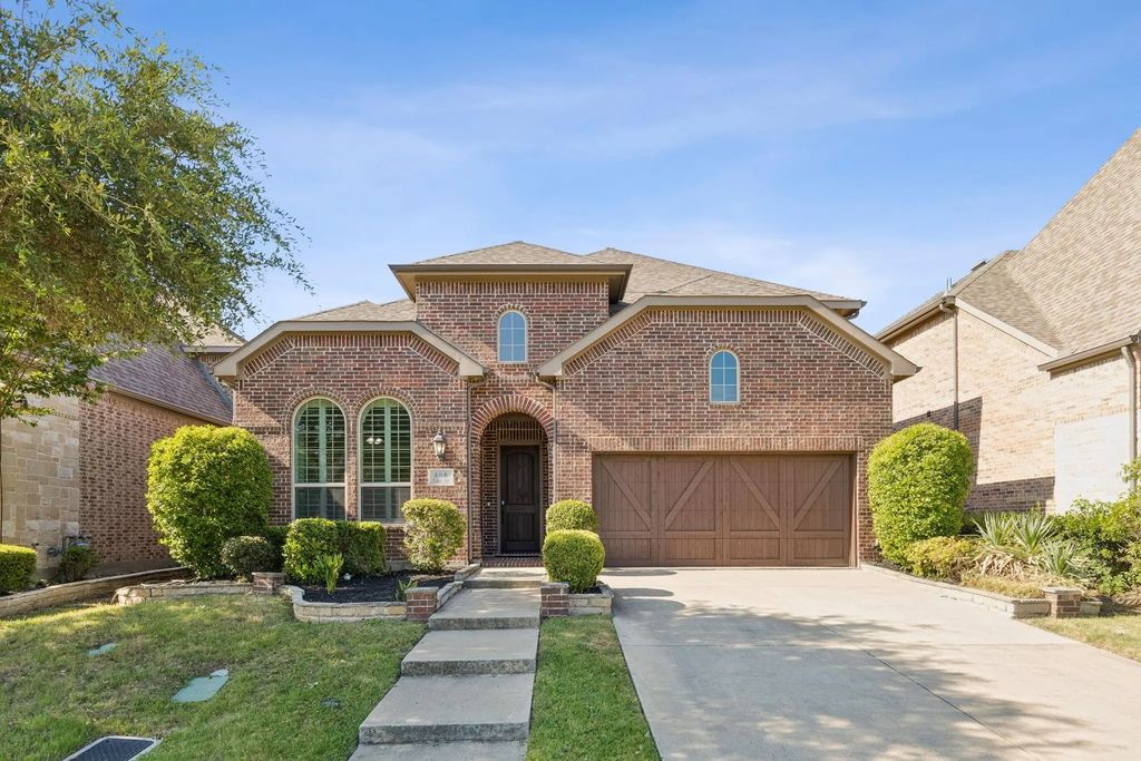 408 Vine Street, Irving
