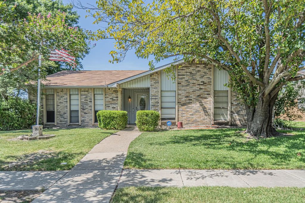 4501 Freeport Drive, Garland