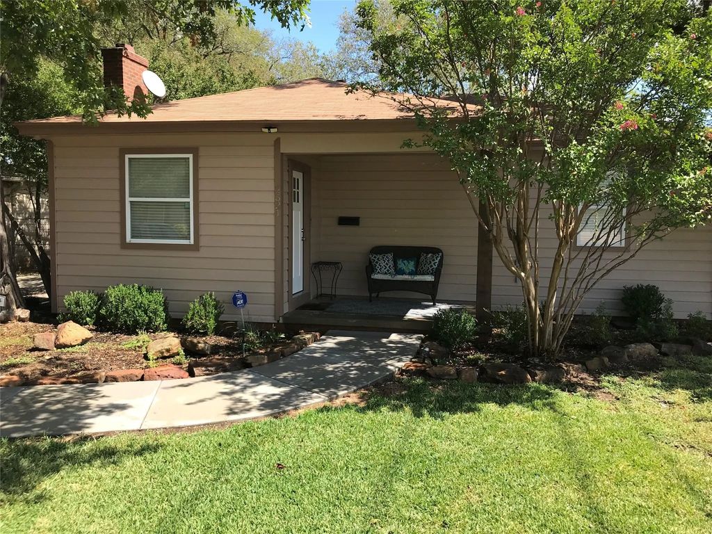 2521 Littlepage Street, Fort Worth