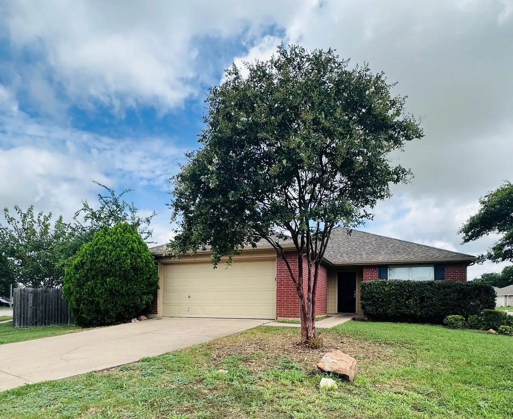 8600 Hawkview Drive, Fort Worth