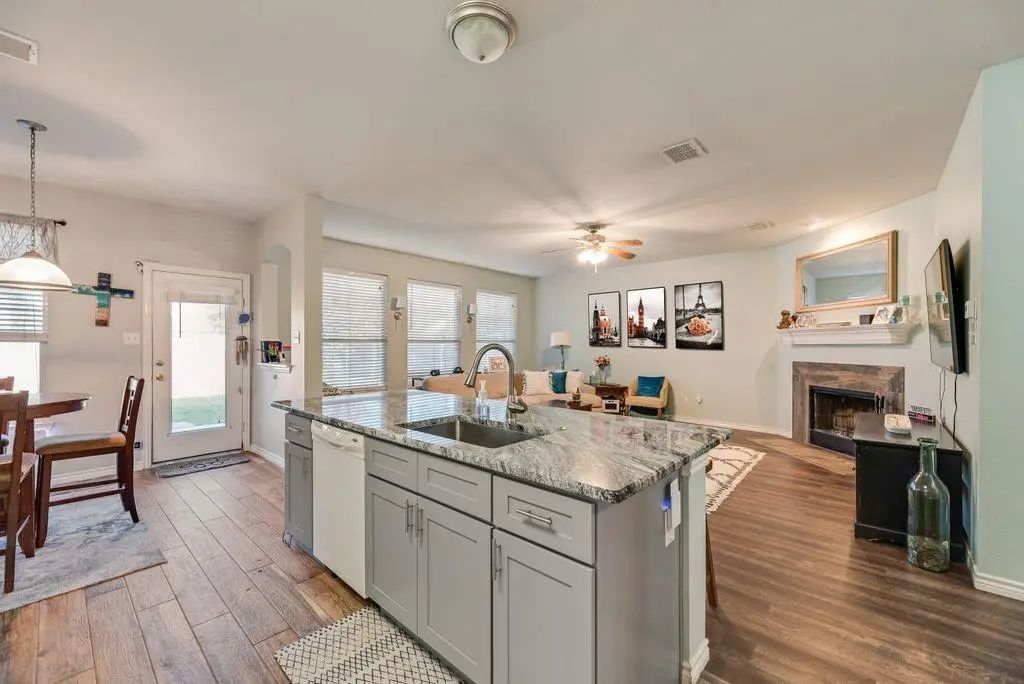 3119 Summer Grove Court, Mansfield
