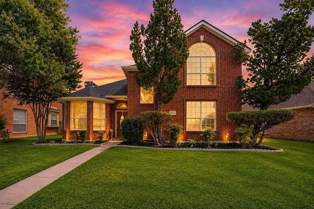 812 Chaparral Drive, Grand Prairie