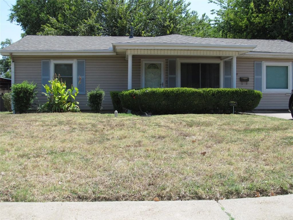 740 Emberwood Drive, Dallas
