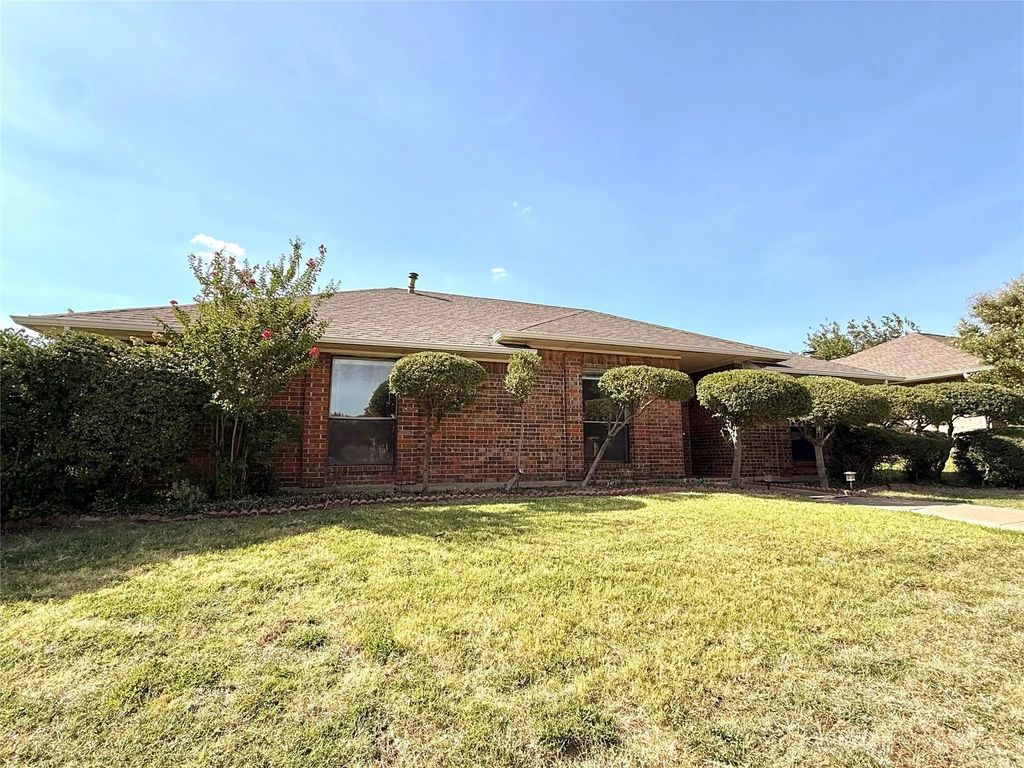 1603 E Peters Colony Road, Carrollton