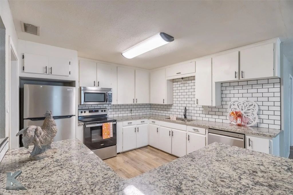 802 S Bowie Drive, Abilene