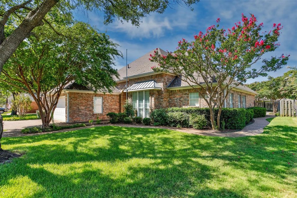 913 Mesquite Street, Gainesville