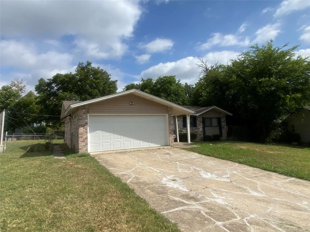 511 Seaside Drive, Dallas
