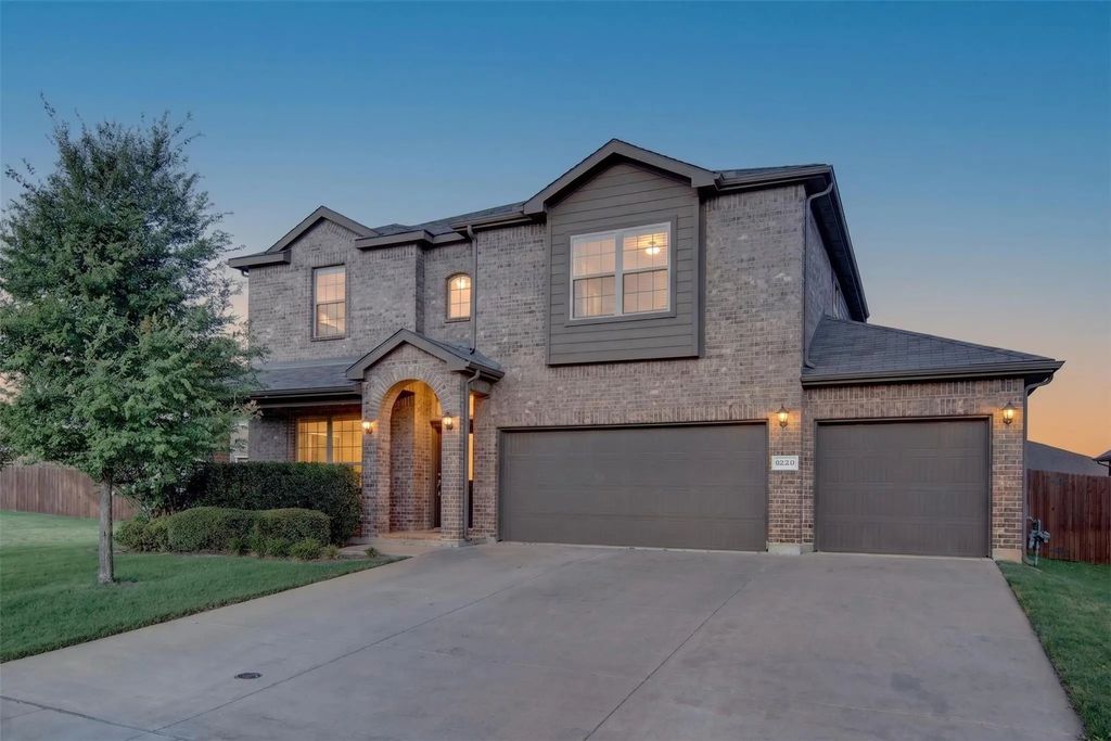 1220 Beestone Drive, Saginaw