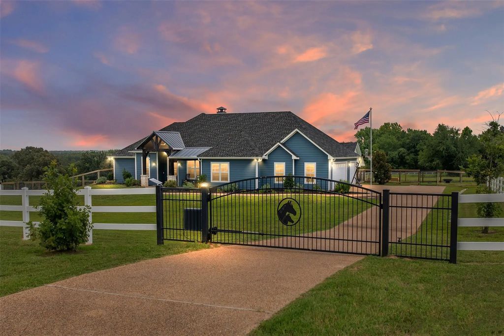 6870 Shore Crest Way, Athens