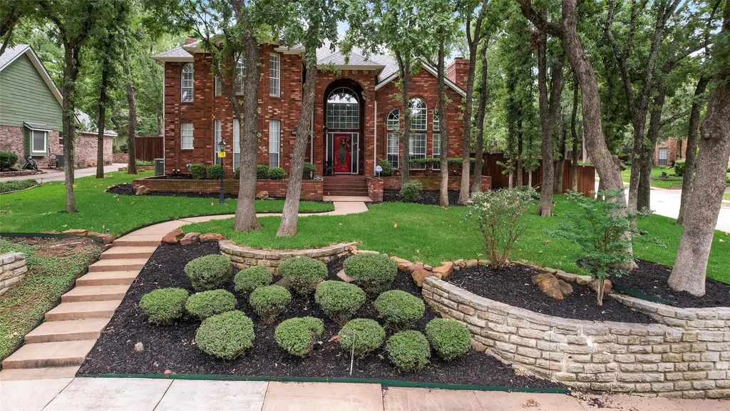 2805 Pine View Drive, Grapevine