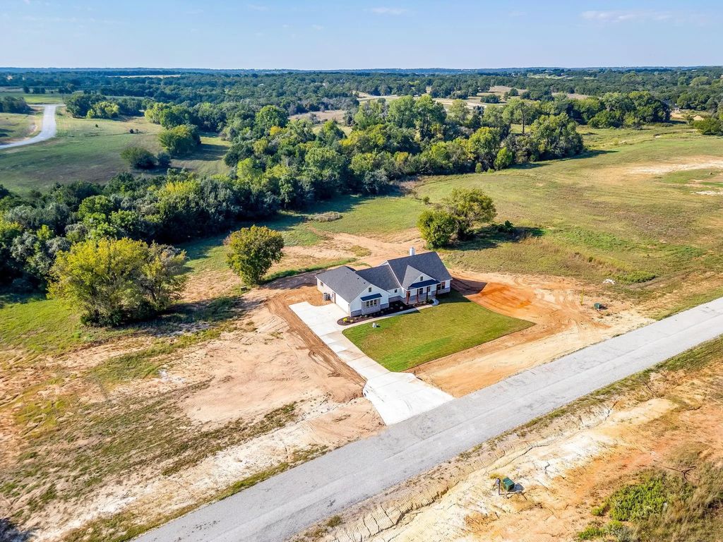 217 Kilkenny Road, Poolville