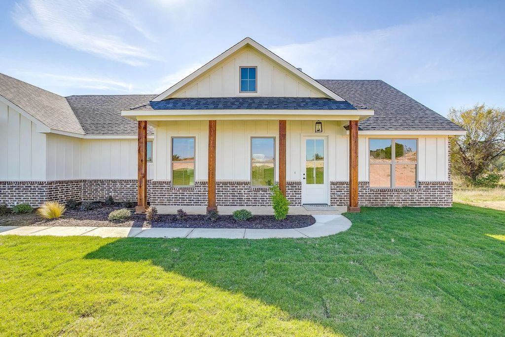 217 Kilkenny Road, Poolville