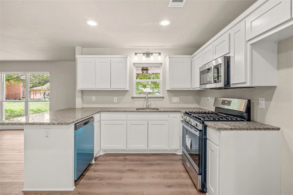 6402 Claude Court, Fort Worth