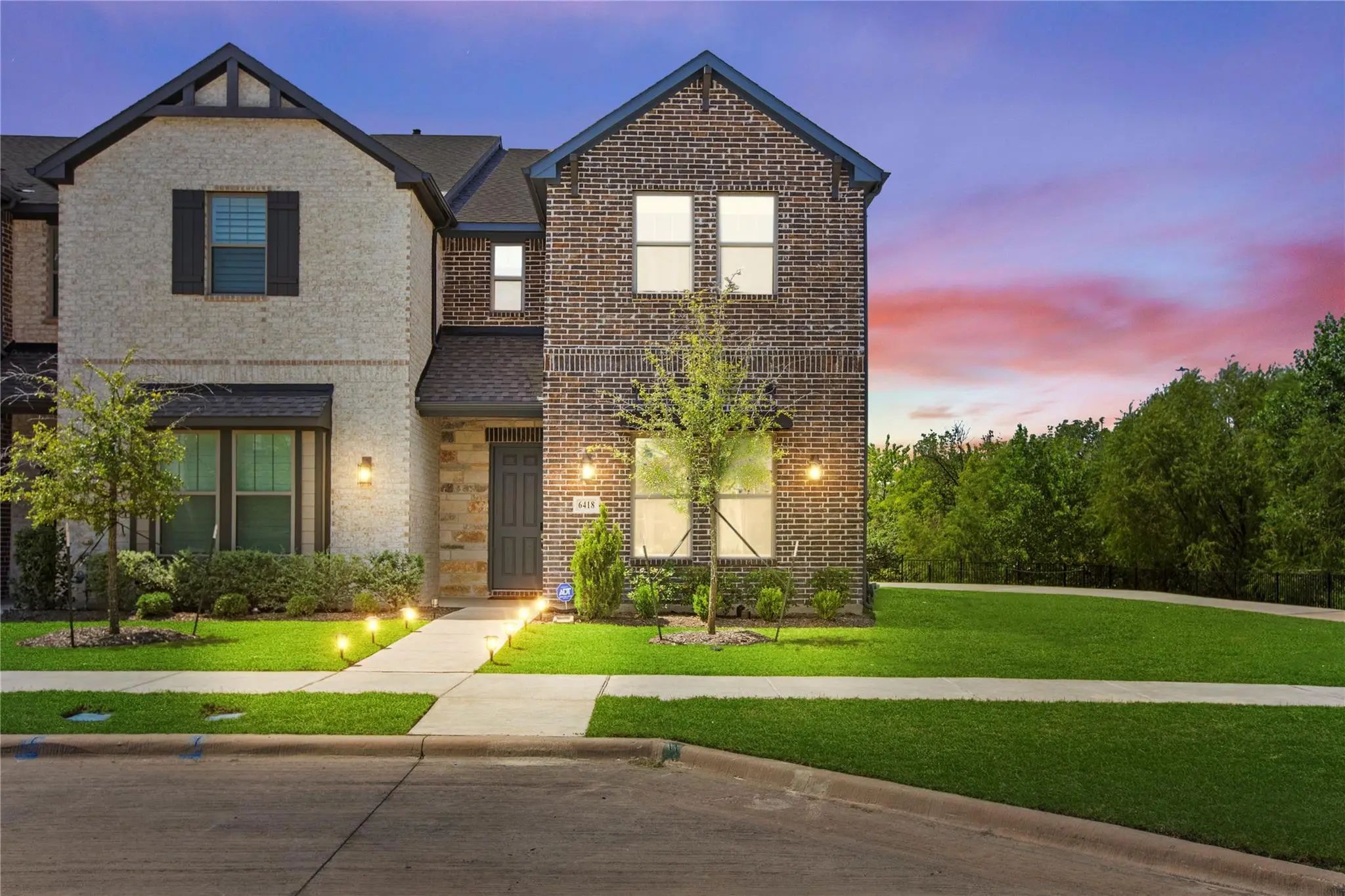 Photo of Listing #21345358
