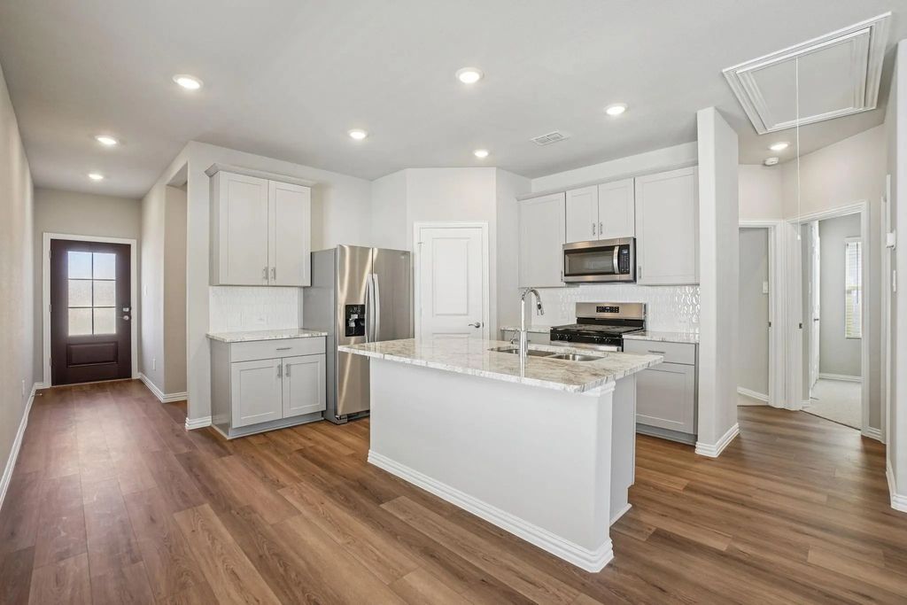 204 Winchester Hill Lane, Princeton