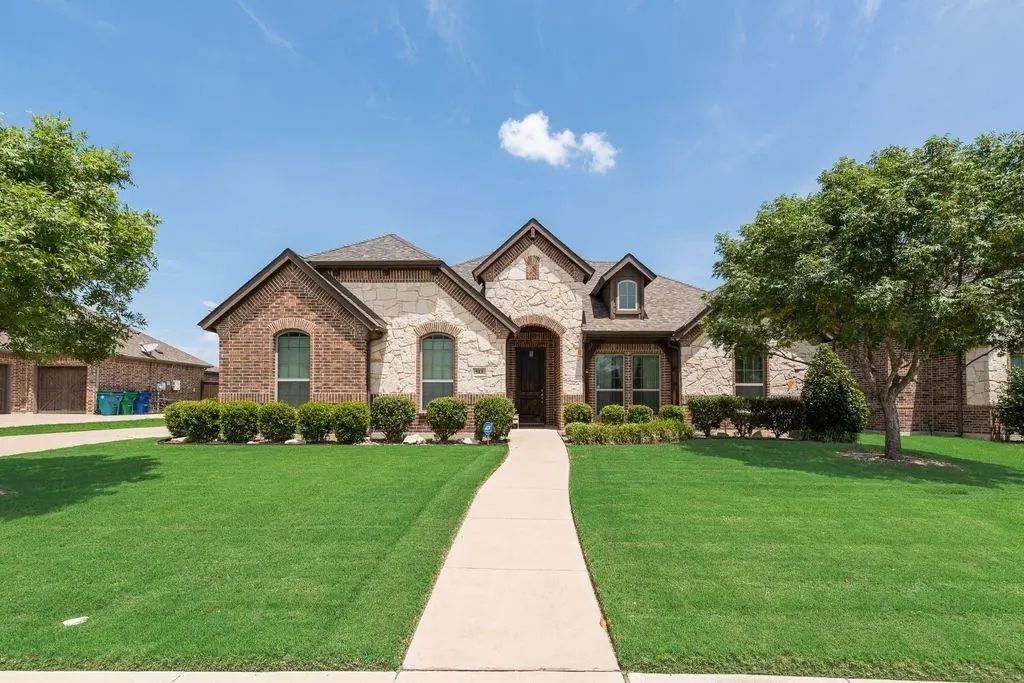 513 Barley Drive, Waxahachie