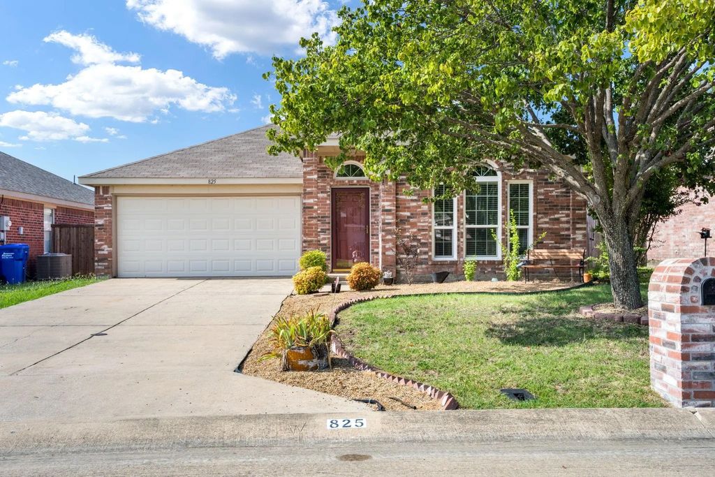 825 Cooper Lane, Royse City