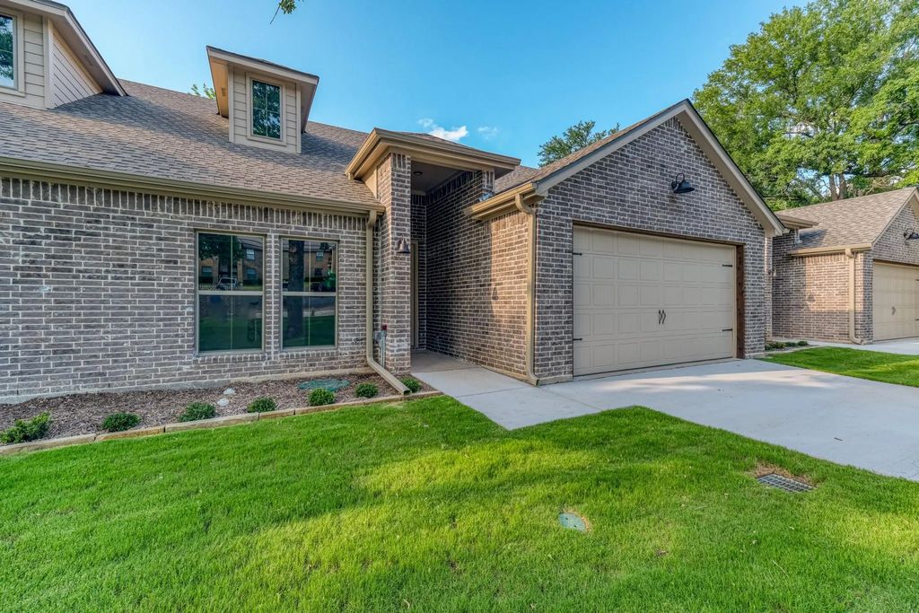 506 W Oak Street, Weatherford
