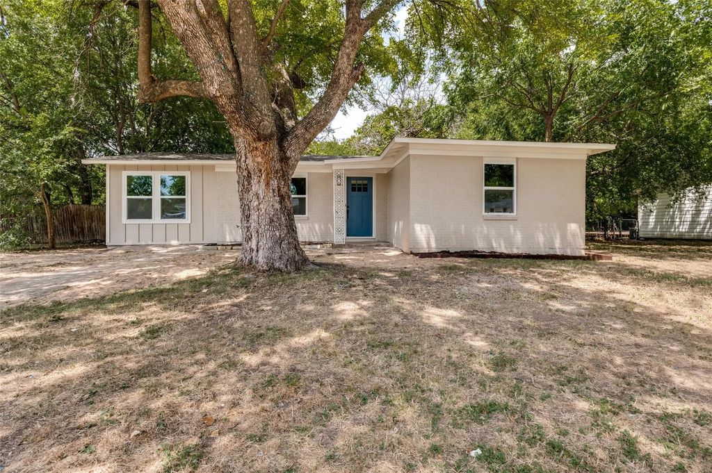 1103 Belvedere Drive, Arlington