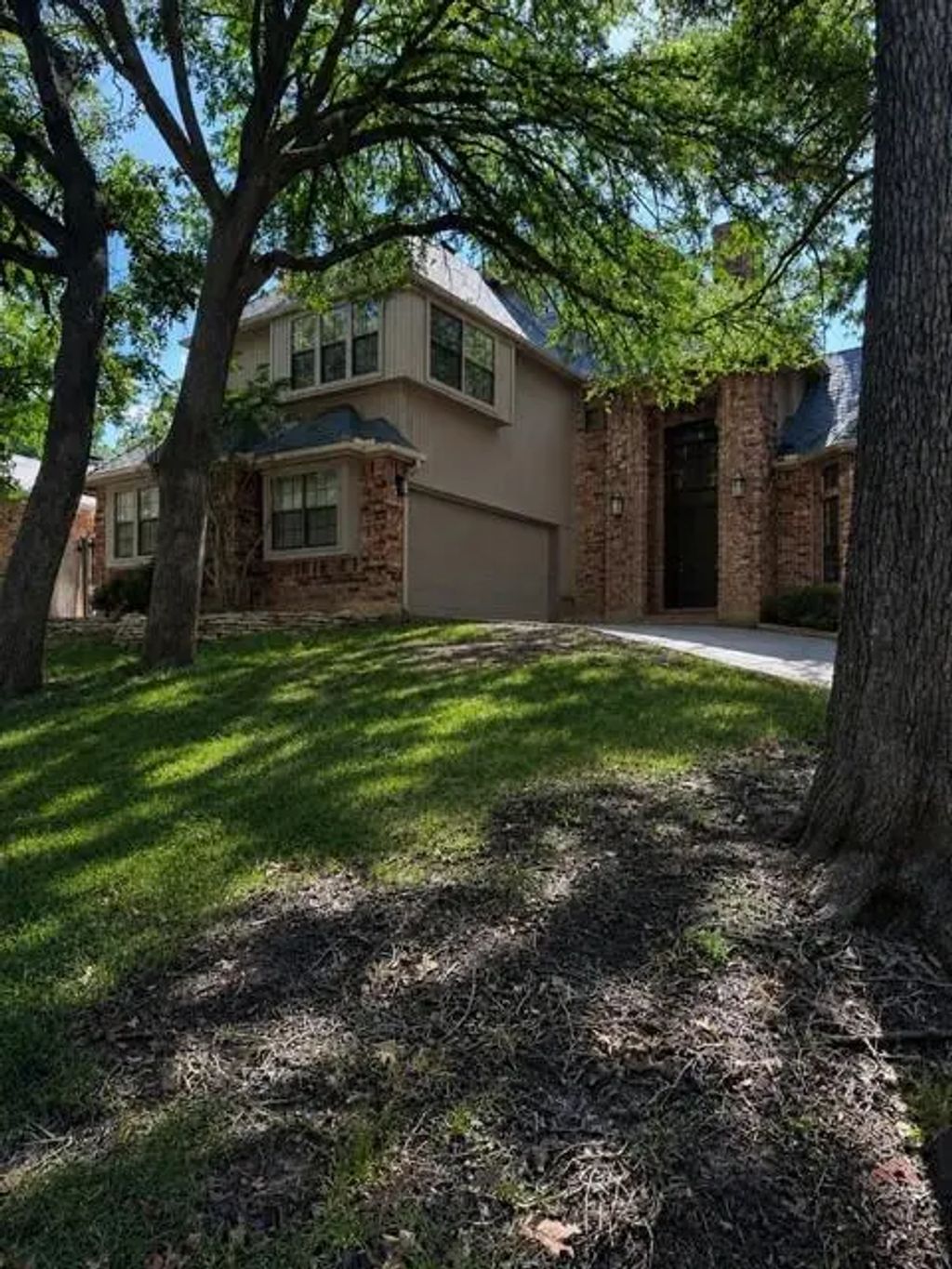 3700 Pelican Court, Arlington