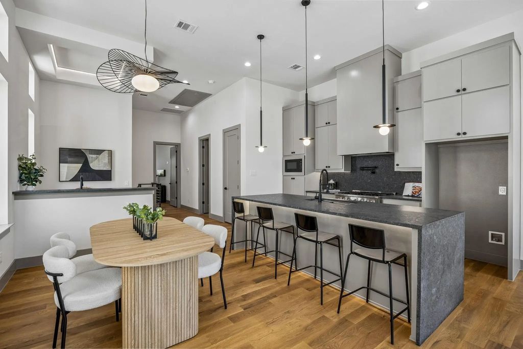 412 Avenue L, Dallas