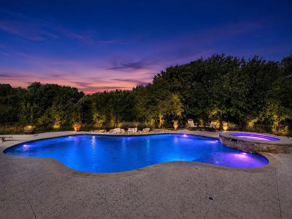 117 Signature Court, Weatherford