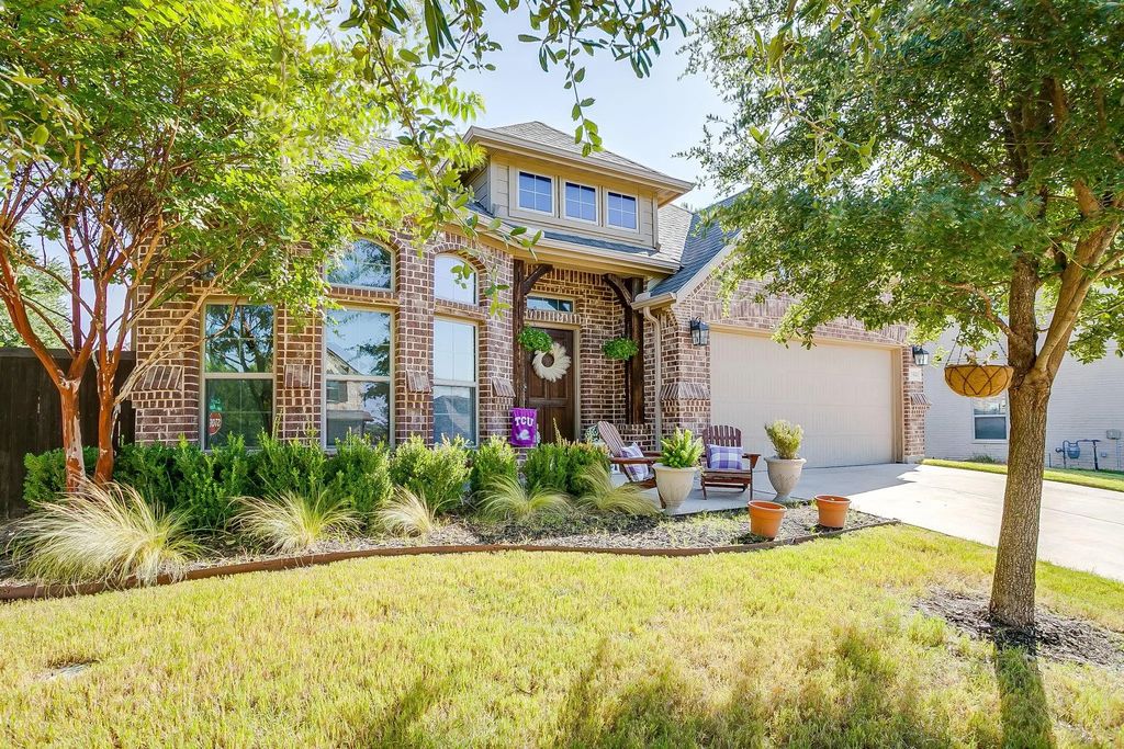 11948 Carlin Drive, Fort Worth