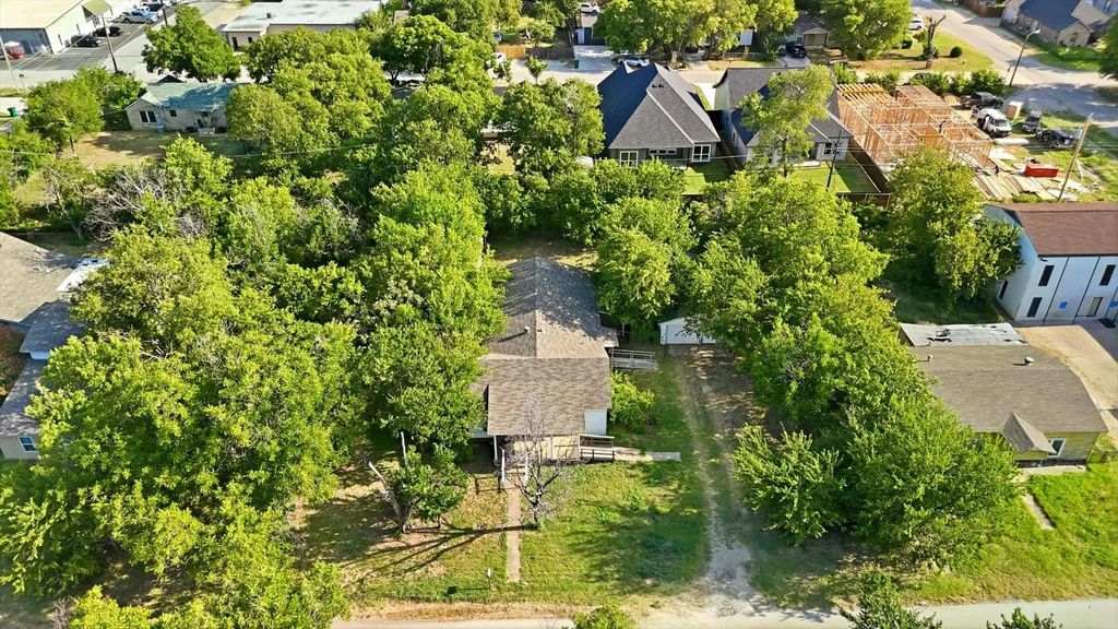 5520 Yeary Street, Sansom Park