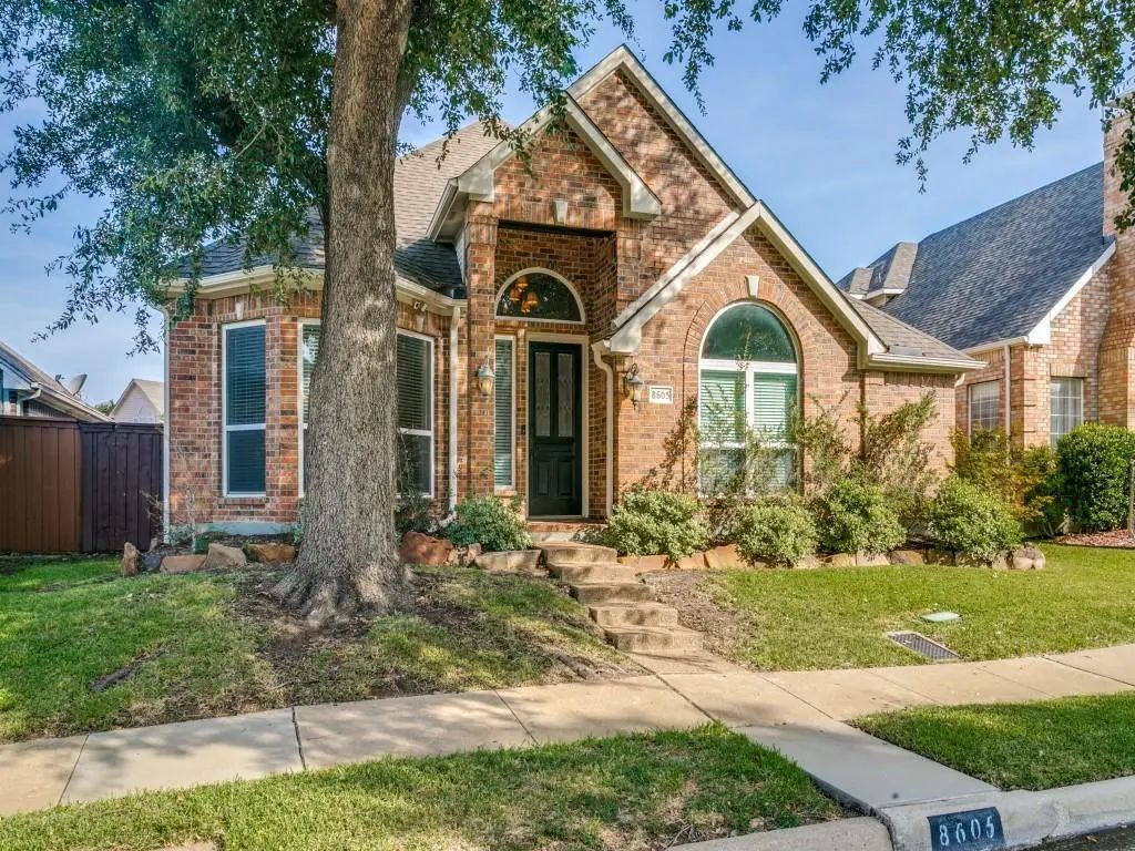8605 Wellington Point Drive, Irving
