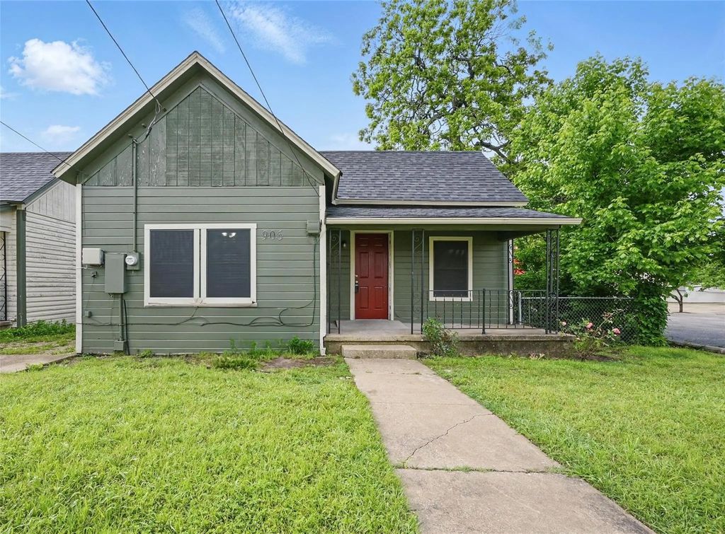906 E Houston Street, Sherman