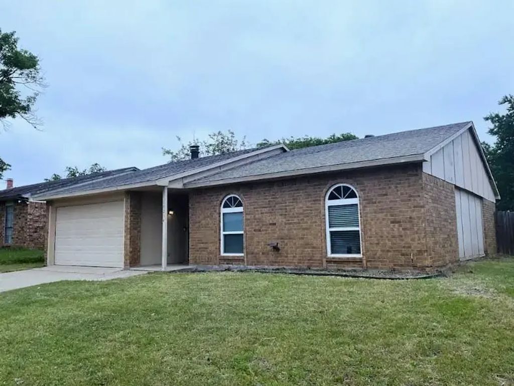 10214 Deer Hollow Drive, Dallas