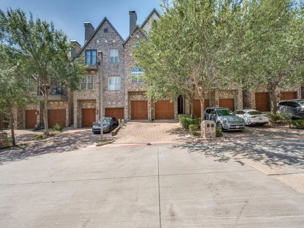 736 Rockingham Drive, Irving