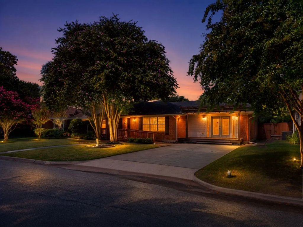 909 Finch Avenue, McKinney