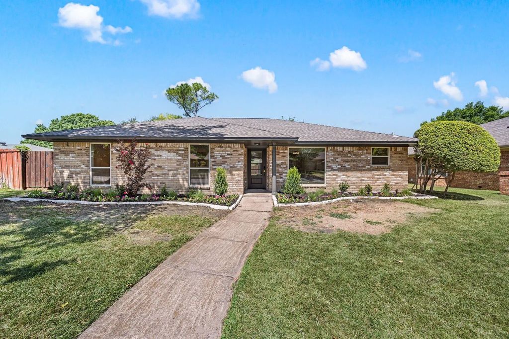 2405 Glenbrook Meadows Drive, Garland