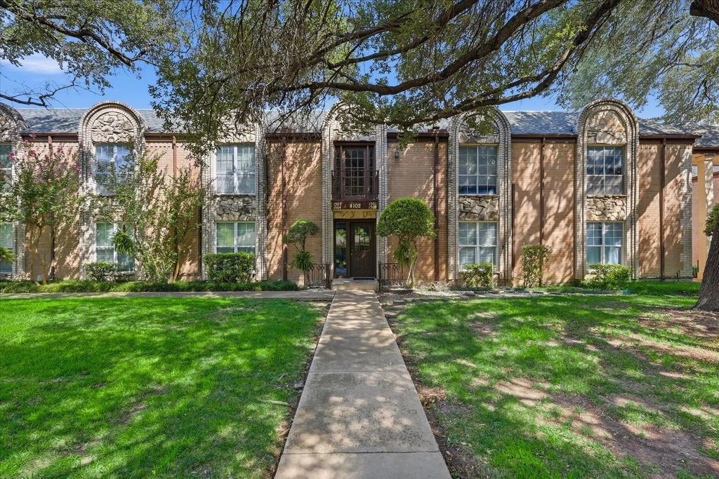 4102 Ridglea Country Club Drive 1501, Fort Worth