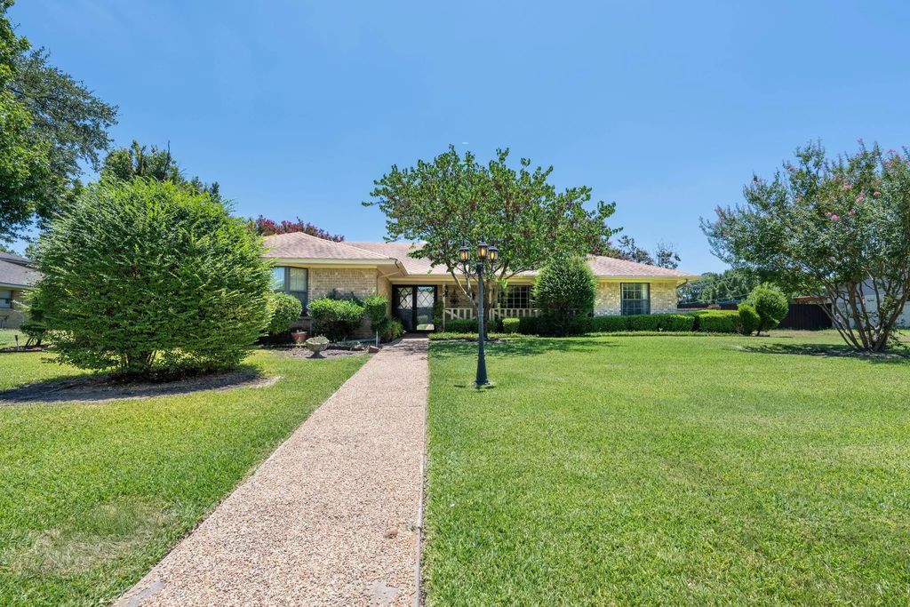 104 Cedar View Drive, Rowlett