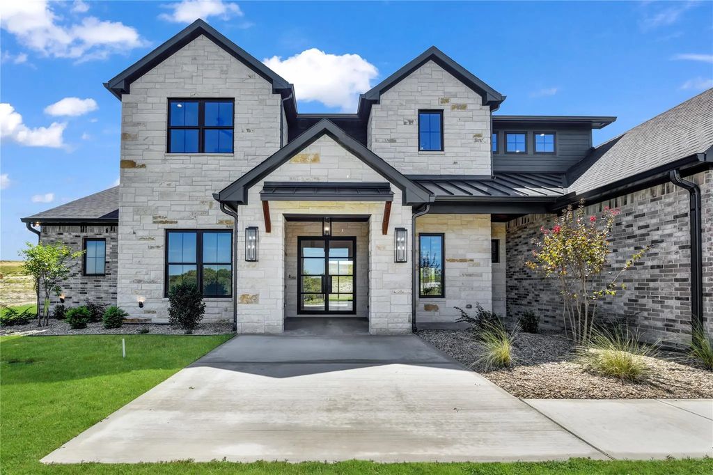 617 Hondo Crossing, Weatherford