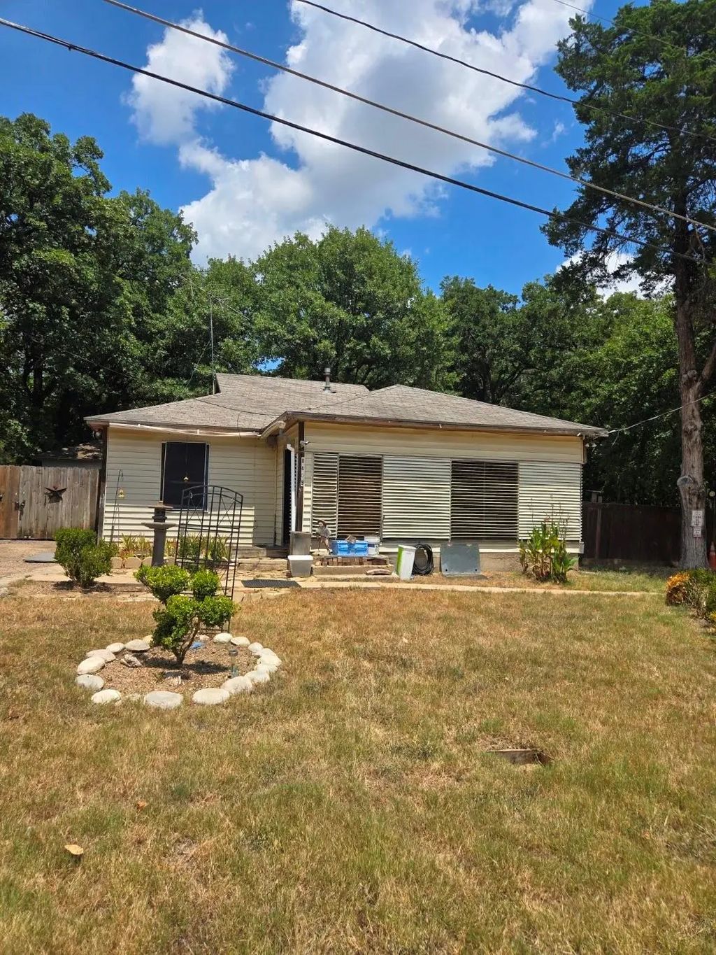 8409 Kingsfield Road, Dallas