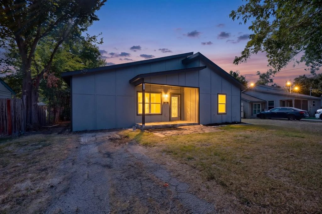 2946 Darby Drive, Dallas