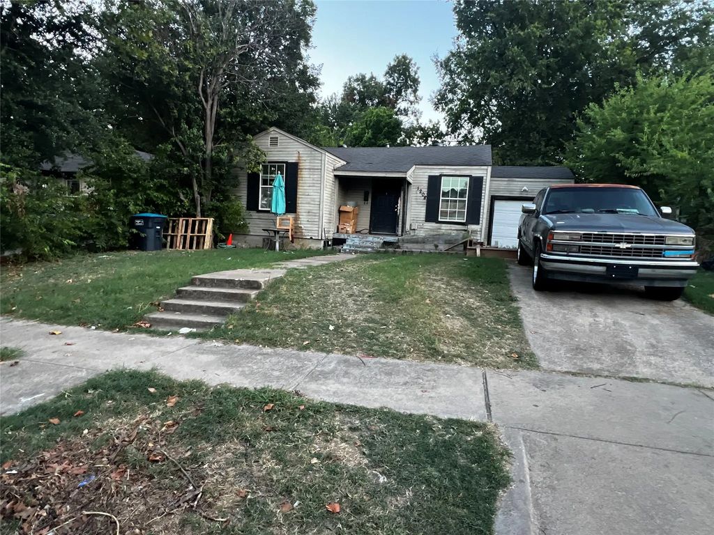 1208 E Jessamine Street, Fort Worth