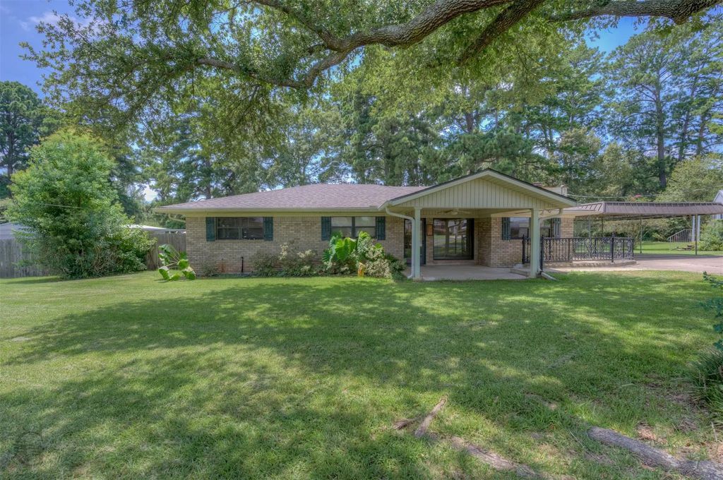 246 Ave Kay, Shreveport