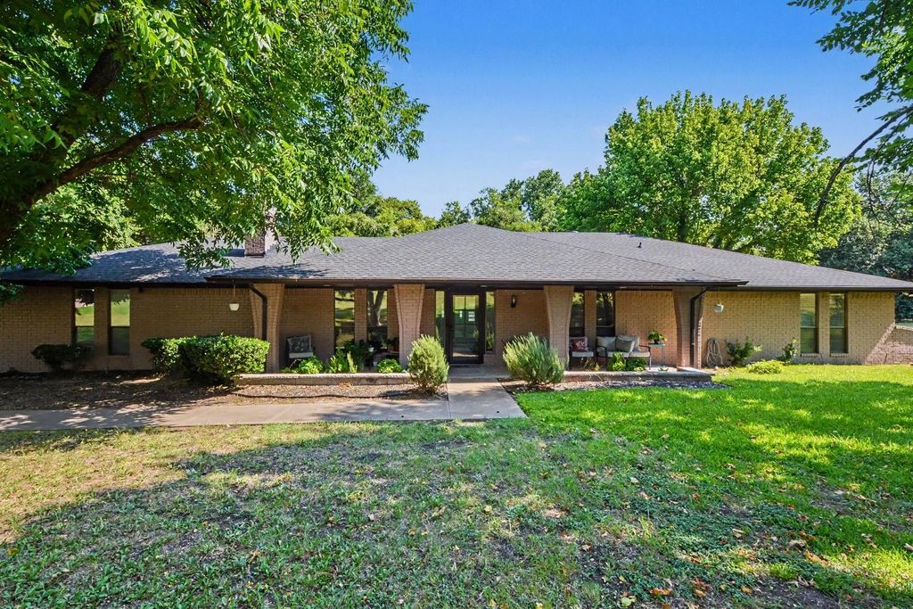 175 E Pleasant Run Road, Cedar Hill