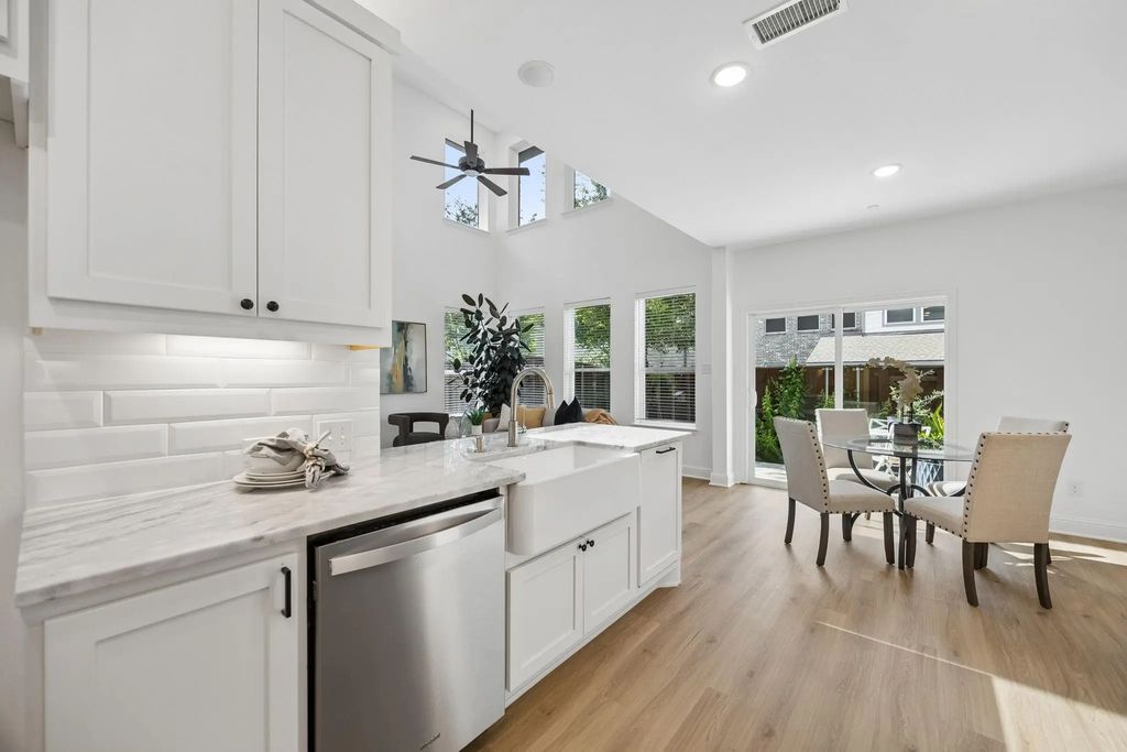975 Emil Place, Allen