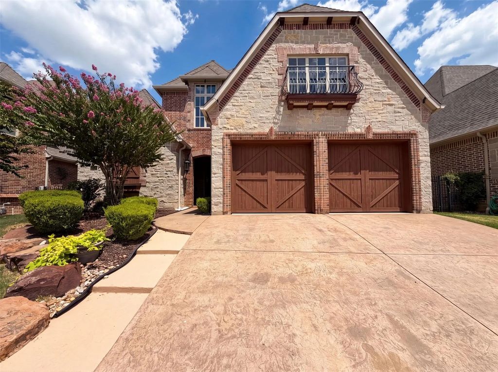 6113 Rock Dove Circle, Colleyville