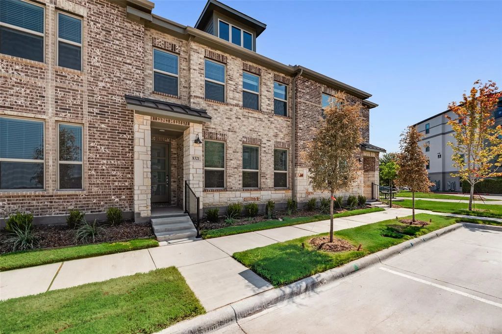 8321 Bayside Drive, Rowlett